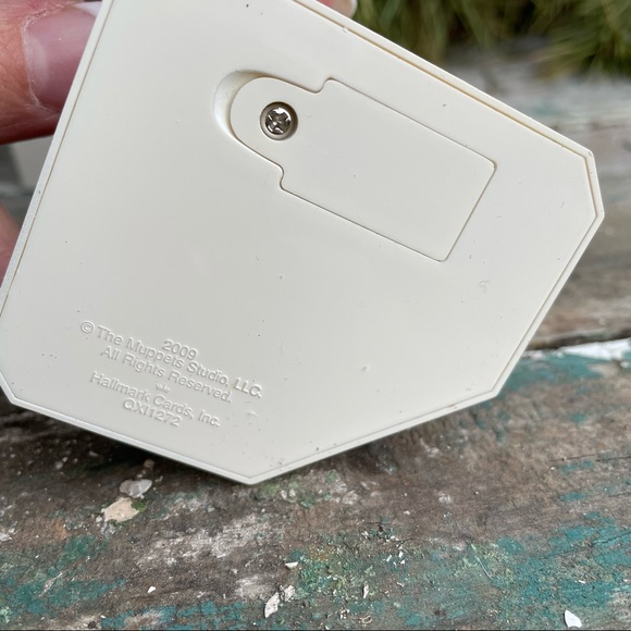 The Swedish Chef 2009 Hallmark Christmas Ornament The Muppets talking & singing - Picture 7 of 9